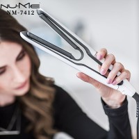 NUME Aufgehängtes Luftbrett Oberfläche gerade Doppelzweckschiene 3D Haarglätter schlägt Haarlockenwickler